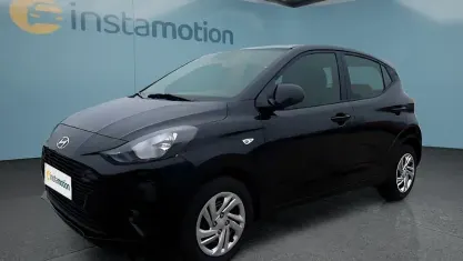 Gebraucht Hyundai i10 Select 63 PS (46 kW) 2024 Schwarz Kleinwagen