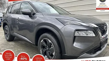 Neu Nissan X-Trail 360º 163 PS (119 kW) 2026 Diamond black perleffekt SUV