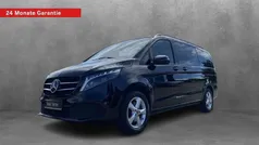 Obsidianschwarz Gebraucht 2023 Mercedes V300 Edition Van / Kleinbus | 61.790 € (Fairer Preis)
