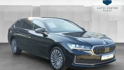 Nowe Skoda Superb LAURIN & KLEMENT 150 KM (110 kW) 2026 Czarny Kombi