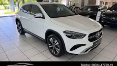 Weiß Gebraucht 2024 Mercedes GLA180 Progressive SUV | 35.950 € (Guter Preis)