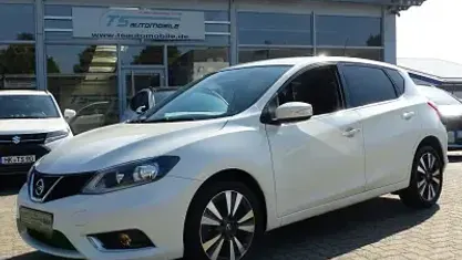 Gebraucht Nissan Pulsar N-Connecta 190 PS (139 kW) 2017 Weiß Kleinwagen