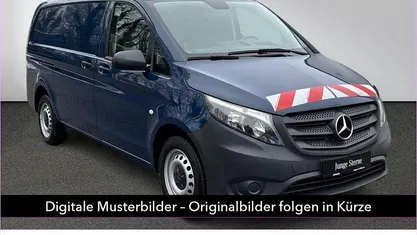 Blau Gebraucht 2021 Mercedes Vito Van | 22.551 € (Superpreis)