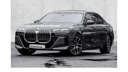 Gebraucht BMW 740 M Sport 299 PS (219 kW) 2025 Grau Limousine