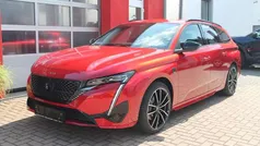 Red metallic Gebraucht 2024 Peugeot 308 GT Kombi | 23.990 € (Guter Preis)