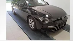 Gebraucht 2024 VW Passat Elegance Kombi | 38.460 € (Fairer Preis)