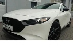 Weiss Gebraucht 2023 Mazda 3 Edition Limousine | 24.686 € (Fairer Preis)