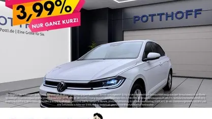 Weiss Gebraucht 2022 VW Polo Style Limousine | 15.997 € (Fairer Preis)