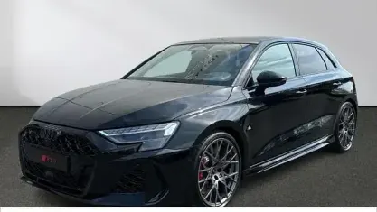 Gebraucht Audi RS3 Sportback Ambiente 400 PS (294 kW) 2026 Schwarz Kleinwagen