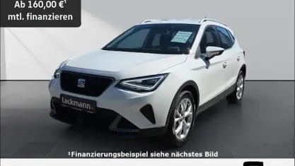 Używany Seat Arona FR 90 KM (66 kW) 2023 Biały SUV