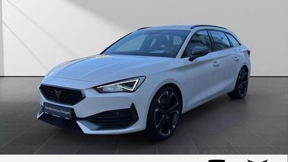 Używany Cupra Leon VZ 300 KM (220 kW) 2024 Biały Sedan/Limuzyna