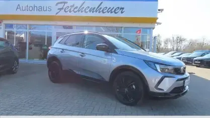 Usata Opel Grandland X GS Line 131 CV (96 kW) 2024 Grigio SUV
