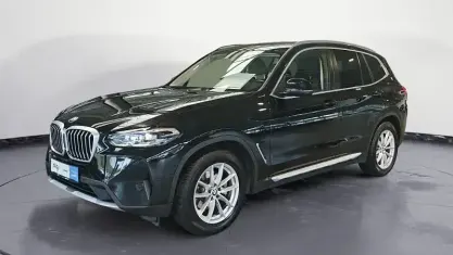 Gebraucht BMW X3 Sport Line 184 PS (135 kW) 2023 Schwarz SUV