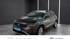 Gebraucht 2024 VW T-Roc Life SUV | 23.240 € (Fairer Preis)