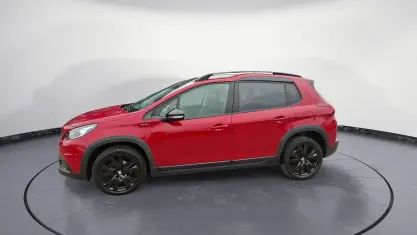 Używany Peugeot 2008 110 KM (80 kW) 2019 Czerwony SUV