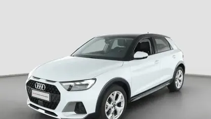 Używany Audi A1 S-Line 150 KM (110 kW) 2025 Biały SUV
