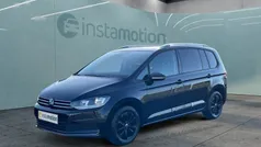 Schwarz Gebraucht 2024 VW Touran Move Van / Kleinbus | 33.045 € (Superpreis)
