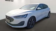 Weiß Gebraucht 2024 Ford Focus Titanium Limousine | 20.990 € (Superpreis)