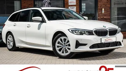 Gebraucht BMW 330 Advantage 265 PS (194 kW) 2020 Alpinweiss iii Kombi