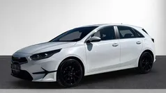 Deluxeweiss Gebraucht 2021 Kia Ceed Spirit Limousine | 22.924 € (Fairer Preis)