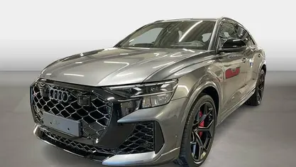 Neu Audi RS Q8 Performance 640 PS (470 kW) 2026 Daytonagrau perleffekt SUV