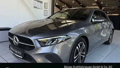 Gebraucht 2023 Mercedes A200 Progressive Kleinwagen | 28.950 € (Fairer Preis)
