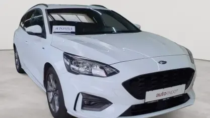 Gebraucht Ford Focus ST-Line 120 PS (88 kW) 2021 Frostweiß Kombi