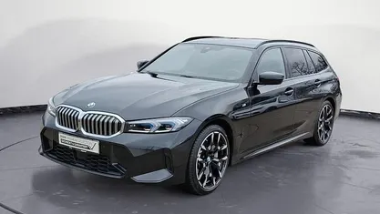 Schwarz Gebraucht 2025 BMW 330 M Sport Kombi | 47.860 € (Fairer Preis)
