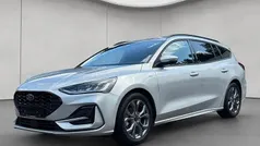 Silber Gebraucht 2023 Ford Focus ST-Line X Kombi | 21.440 € (Guter Preis)