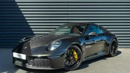 Gebraucht Porsche 911 Carrera 4 GTS 541 PS (397 kW) 2026 Grün Coupé