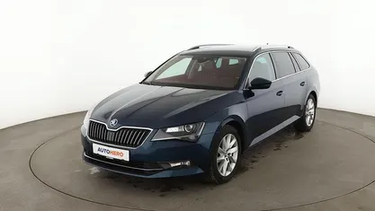 Gebraucht Skoda Superb Style 150 PS (110 kW) 2018 Blau Kombi
