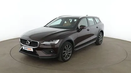 Usata Volvo V60 CC 190 CV (139 kW) 2020 Marrone Station wagon