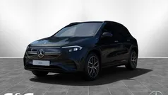 Metalliclack kosmosschwarz Gebraucht 2022 Mercedes EQA250+ AMG SUV | 32.990 € (Guter Preis)