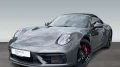Grau Gebraucht 2024 Porsche 911 Targa 4 Cabrio | 179.900 € (Guter Preis)