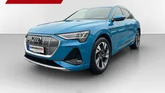 Blau Gebraucht 2020 Audi e-tron S-Line SUV | 30.990 € (Fairer Preis)