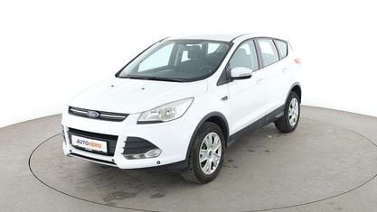 Używany Ford Kuga Trend 120 KM (88 kW) 2016 Biały SUV