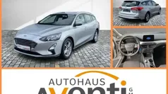 Silber Gebraucht 2022 Ford Focus Cool & Connect Kombi | 18.878 € (Fairer Preis)