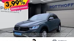 Blau Gebraucht 2024 VW T-Roc Life SUV | 21.977 € (Guter Preis)