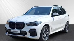Weiss Gebraucht 2022 BMW X5 M Sport SUV | 55.998 € (Superpreis)
