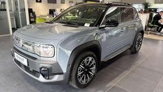 Gebraucht 2025 Renault 4 E-Tech Iconic SUV | 33.890 € (Guter Preis)