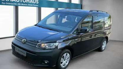 Usata VW Caddy 122 CV (89 kW) 2022 Nero Monovolume