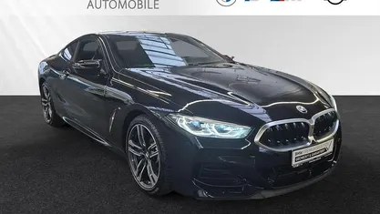 Gebraucht BMW M850 Sport Line 530 PS (389 kW) 2022 Carbonschwarz metallic Coupé