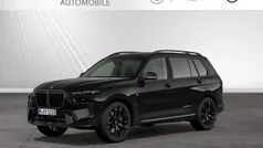 Saphirschwarz Gebraucht 2023 BMW X7 M Sport SUV | 90.900 € (Fairer Preis)