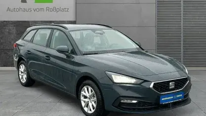 Neu Seat Leon Style 116 PS (85 kW) 2026 Blau Kombi