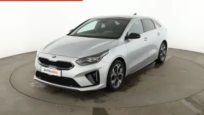 Używany Kia ProCeed GT-Line 136 KM (100 kW) 2020 Srebrny Kombi