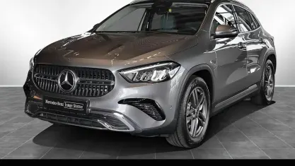 Gebraucht Mercedes GLA220 190 PS (139 kW) 2025 Grau SUV