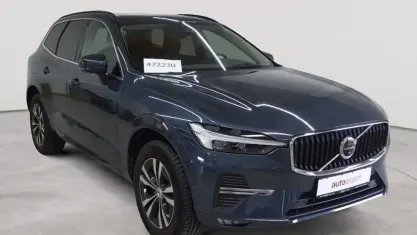 Gebraucht Volvo XC60 Momentum 197 PS (144 kW) 2022 Denim blue metallic SUV
