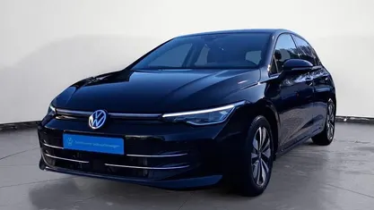 Gebraucht VW Golf VIII Life 150 PS (110 kW) 2025 Limousine