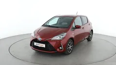 Rot Gebraucht 2017 Toyota Yaris Team Limousine | 13.740 € (Fairer Preis)