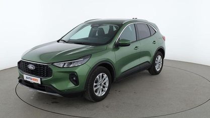 Second-hand Ford Kuga Titanium 2024 Verde SUV